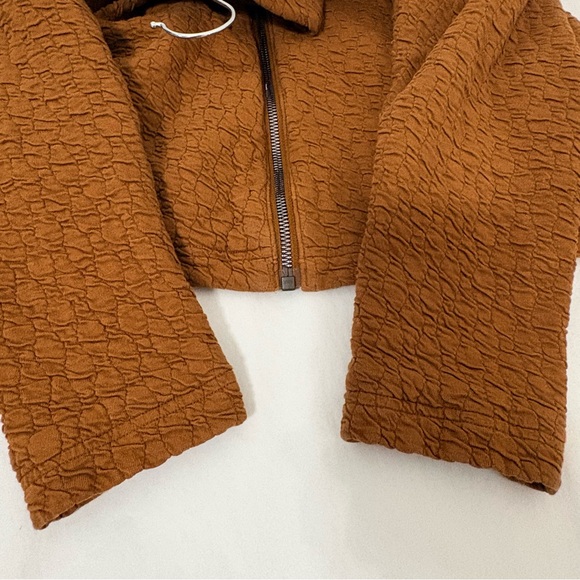 Lululemon | Rippled Full Zip Jacket | Sz 4 | Copper Brown | EUC - Picture 4 of 7